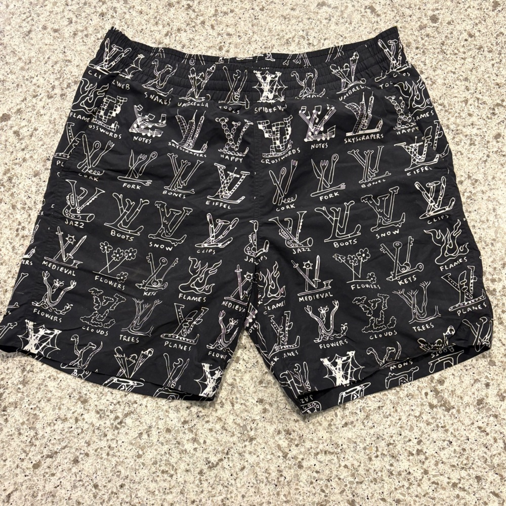 Louis Vuitton LV Cartoon Board Trunks